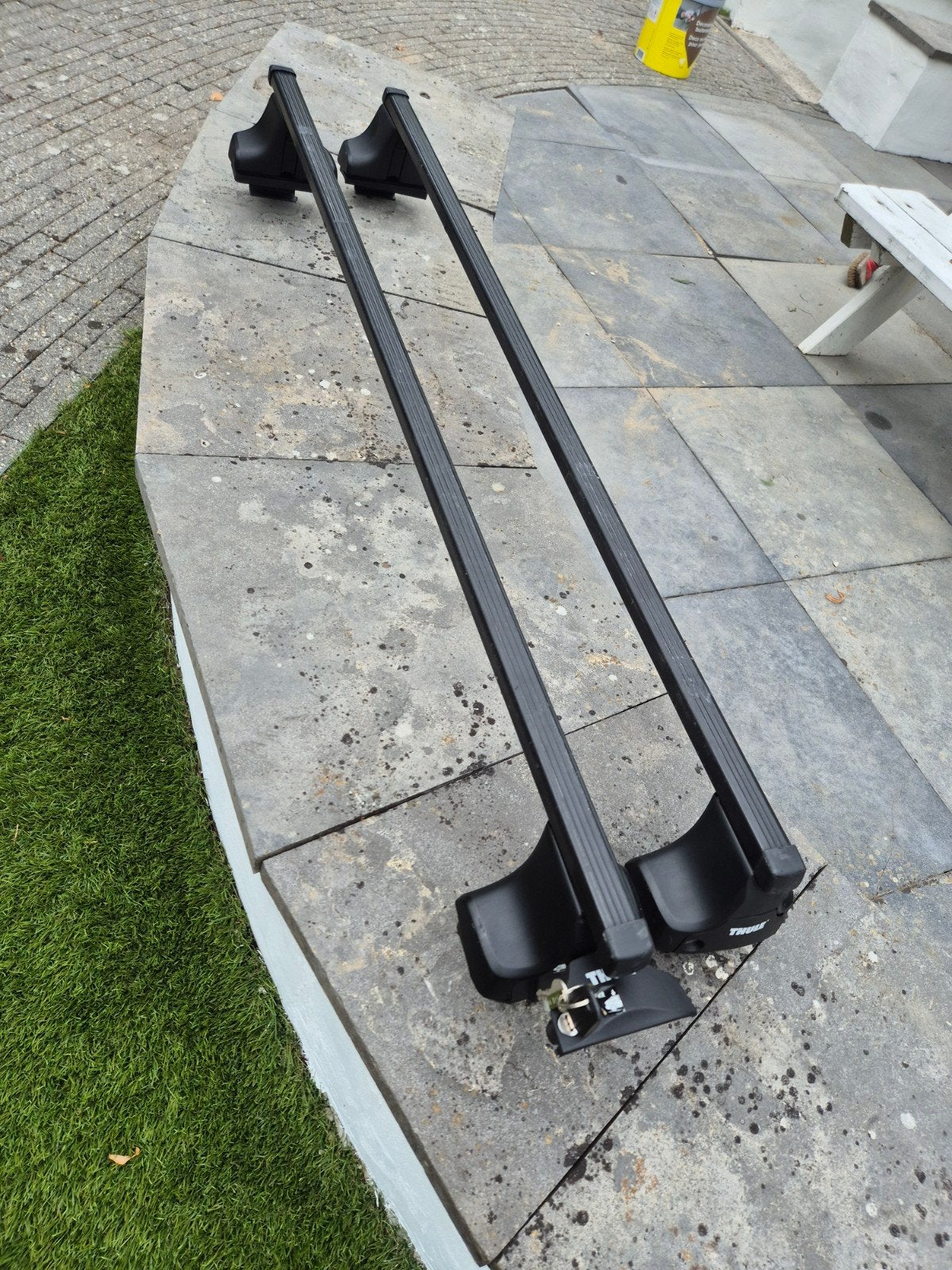 Thule dakdragers voor Ford Kuga model 2017 (zonder dakrails), Ophalen