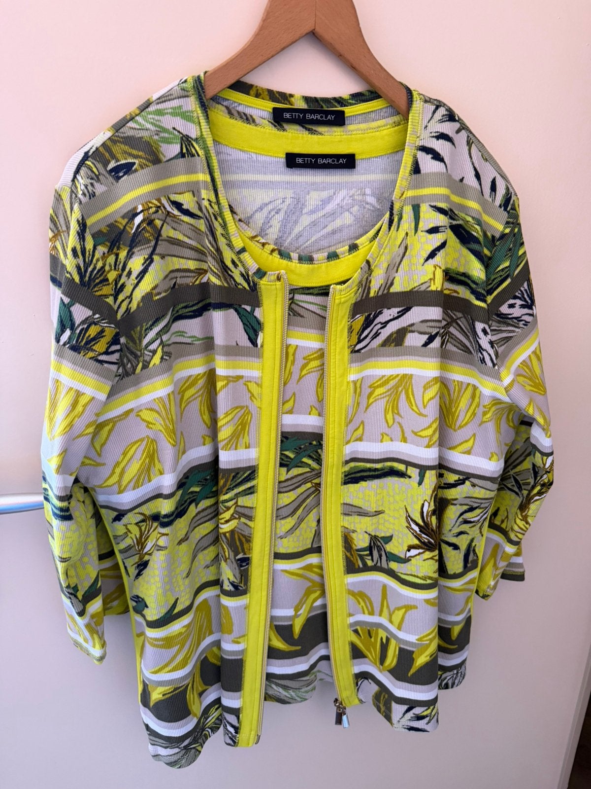 PAKKET ZGAN MERK DAMES KLEDING maat 44, Ophalen of Verzenden, Zo goed als nieuw, Maat 42/44 (L)