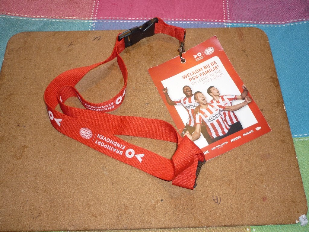 PSV sleutelhanger die je om de nek kunt doen, Ophalen of Verzenden, Zo goed als nieuw, PSV, Overige typen