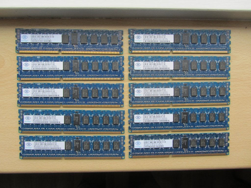 10x Nanya 4GB PC3-10600 DDR3-1333MHz ECC Registered CL9, Computers en Software, 1333 MHz, Server, DDR3, Ophalen of Verzenden