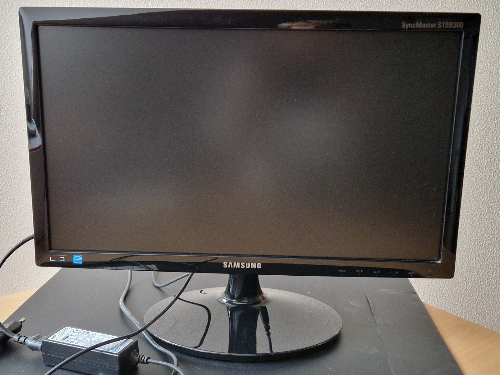 Monitor Samsung SyncMaster S19B300, Ophalen, Zo goed als nieuw, Samsung, VGA