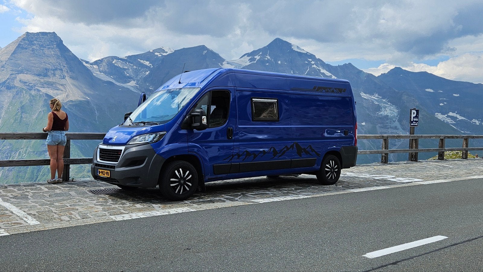 Peugeot Boxer Buscamper - Klaar voor avontuur!, Overige merken, Chemisch toilet, Luifel, Particulier