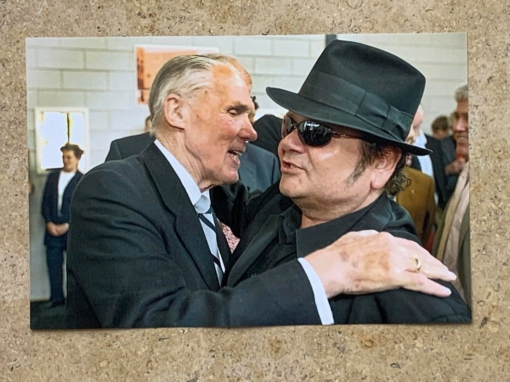 Org. kleurenfoto 20x30 cm coach Rinus Michels + Andre Hazes, Verzamelen, Verzenden, Nieuw, Foto of Kaart