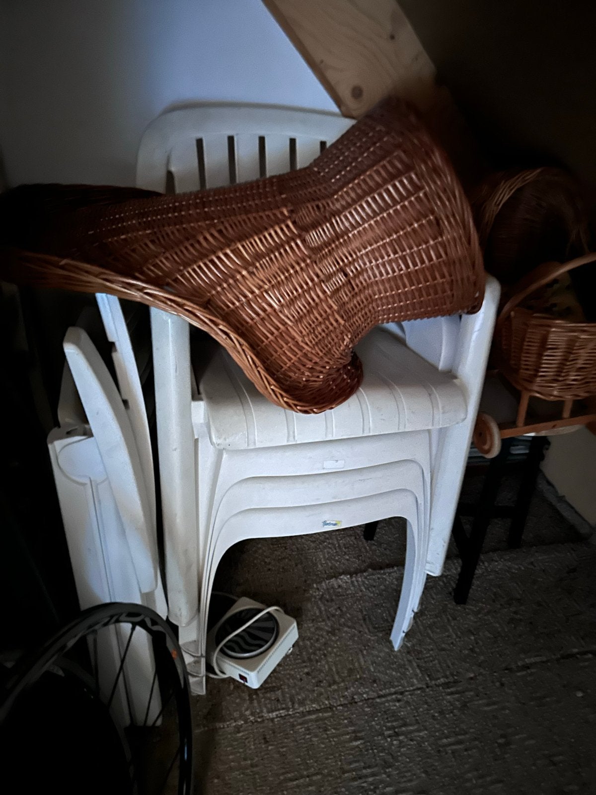 Witte tuintafel met stoelen, Ophalen, Kunststof, Gebruikt, Wit