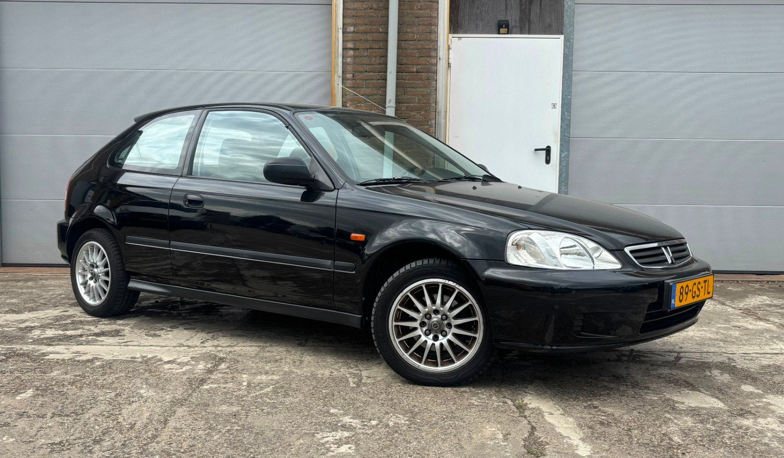 Honda Civic 1.4 I S AUT 2001 Zwart, 40 €/maand, 4 cilinders, Zwart, Origineel Nederlands