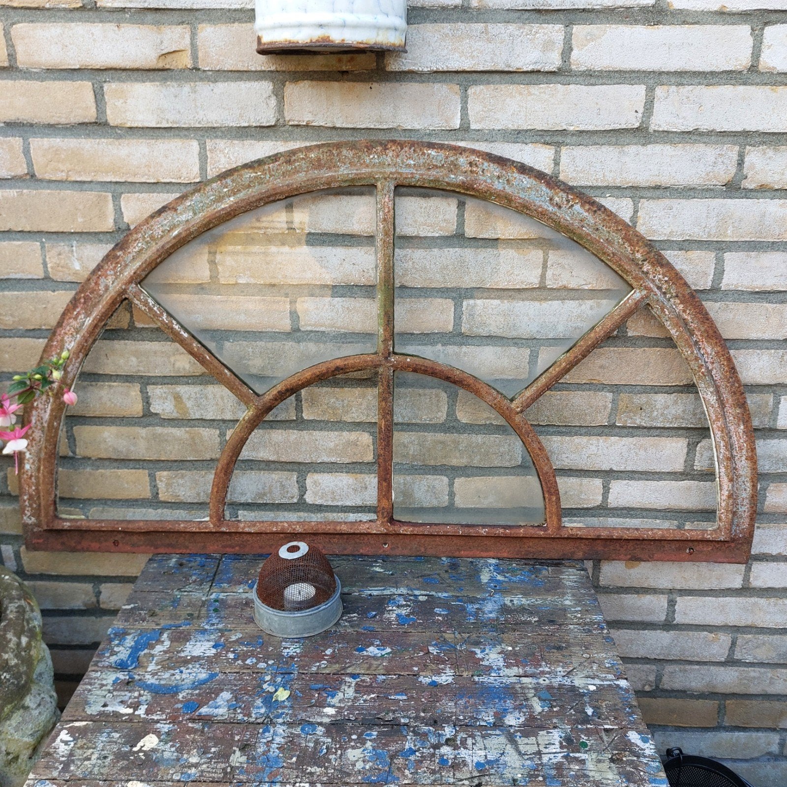 gietijzeren stalraam xl 1m breed en 55 cm hoog, Ophalen