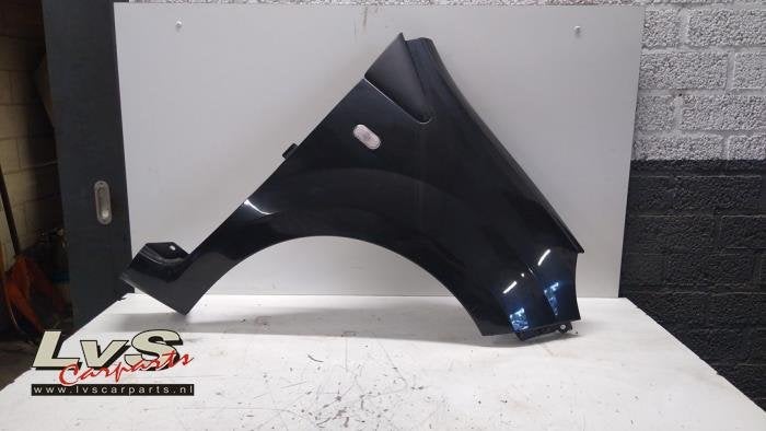 Scherm rechts-voor van een Renault Twingo (NV676), Gebruikt, -, Renault, -