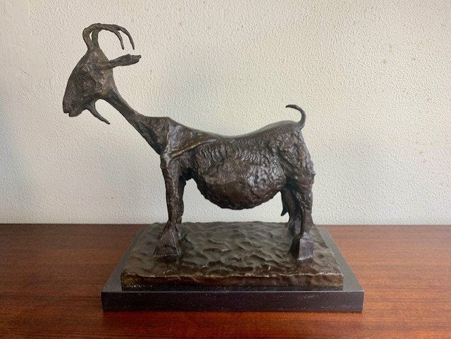 Bronzen Beeld Geit Picasso She Goat Gesigneerd Nummer, Antiek en Kunst, Ophalen of Verzenden, 20 - 50 cm, Beeld, Handgemaakt