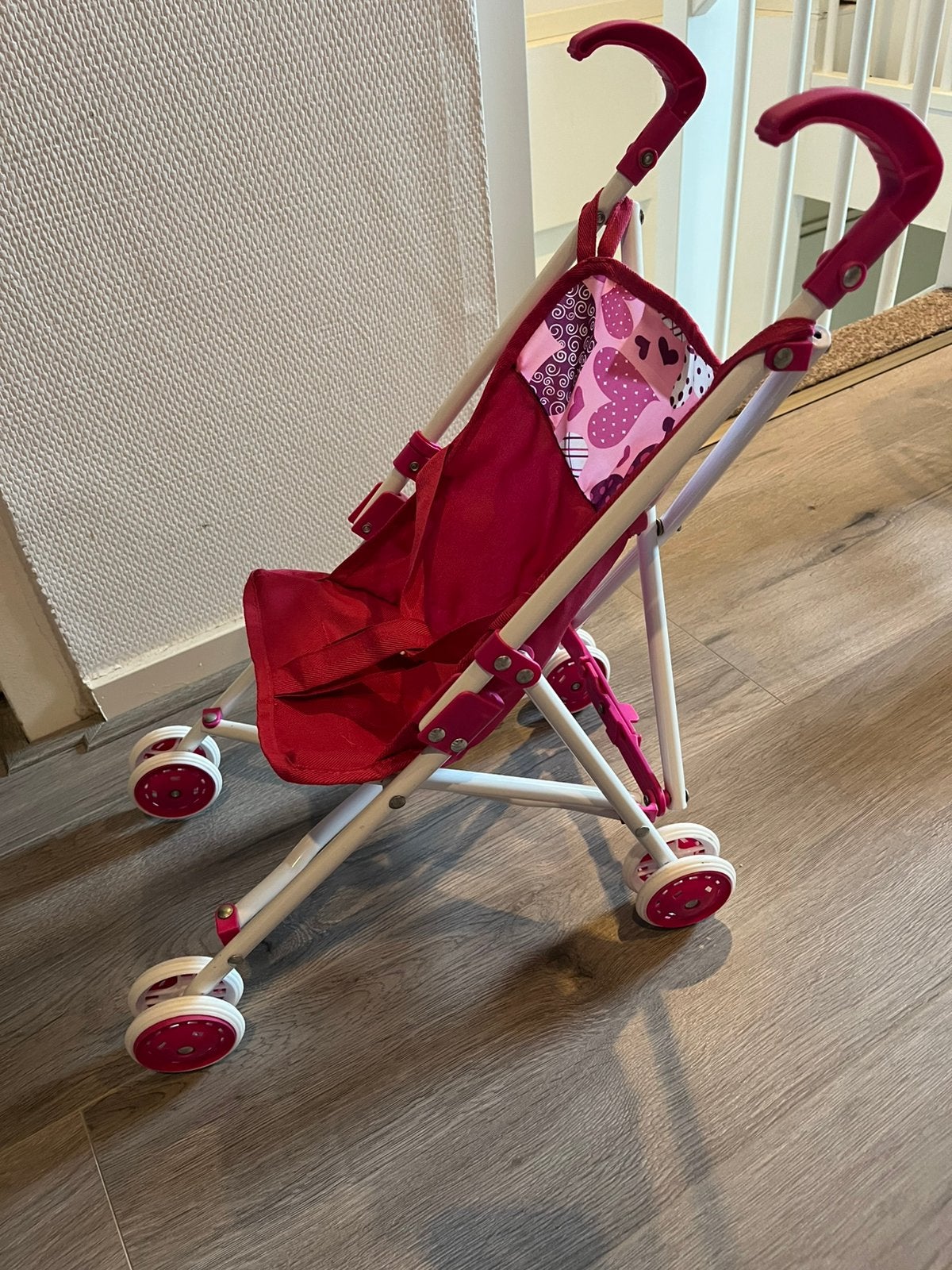 Poppen buggy roze, Kinderen en Baby's, Speelgoed | Poppen, Ophalen of Verzenden, Zo goed als nieuw, Babypop