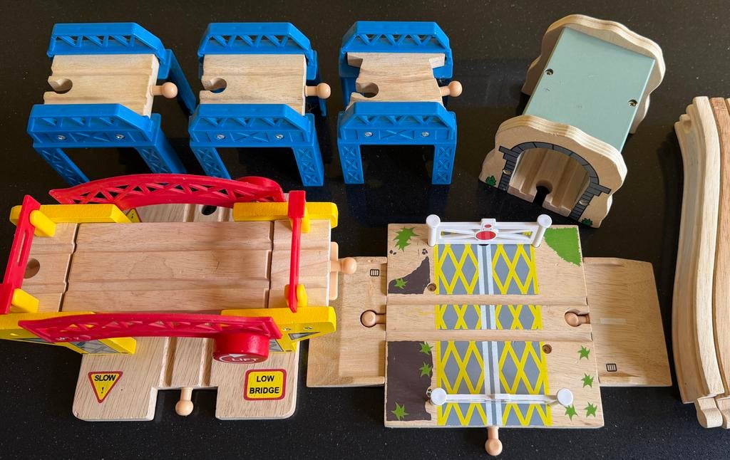 BigJigs elementen voor houten treinbaan, Kinderen en Baby's, Speelgoed | Houten speelgoed, Gebruikt, Overige typen, Ophalen of Verzenden