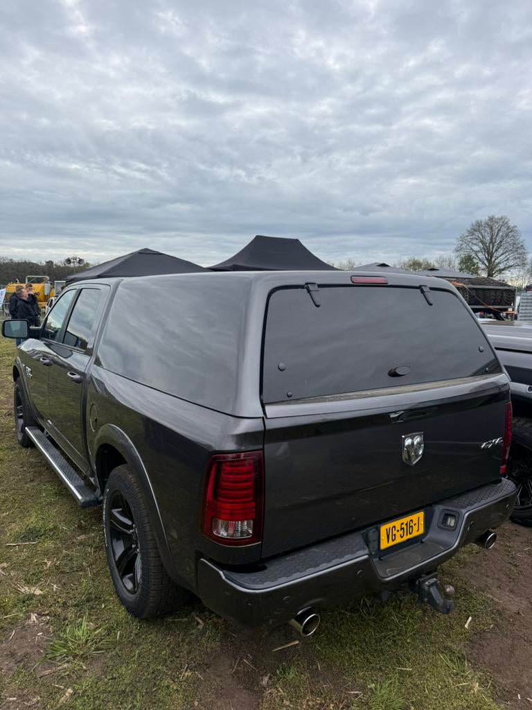 Te koop hardtop dodge ram 2014 model, Ophalen, Zo goed als nieuw