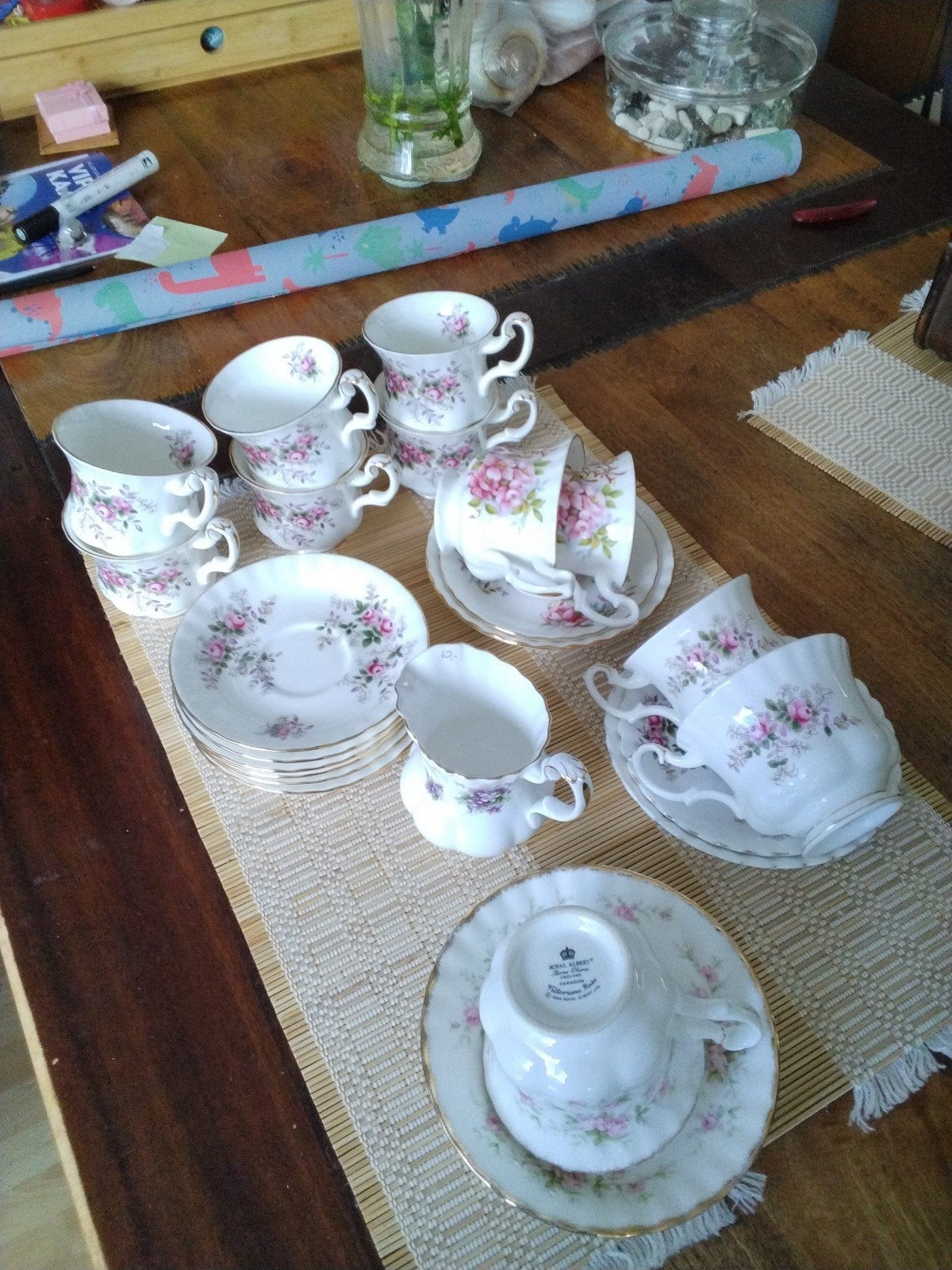 Royal Albert Bone China Kop en Schotel Set - Rozen, Ophalen, Zo goed als nieuw, Overige stijlen, Kop(pen) en/of Schotel(s)