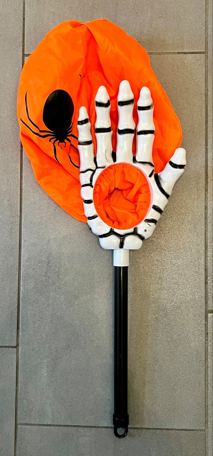 Halloween Trick or Treat Snoepzak met Skelet Hand, Ophalen of Verzenden, Zo goed als nieuw, Feestartikel, Halloween of Griezel