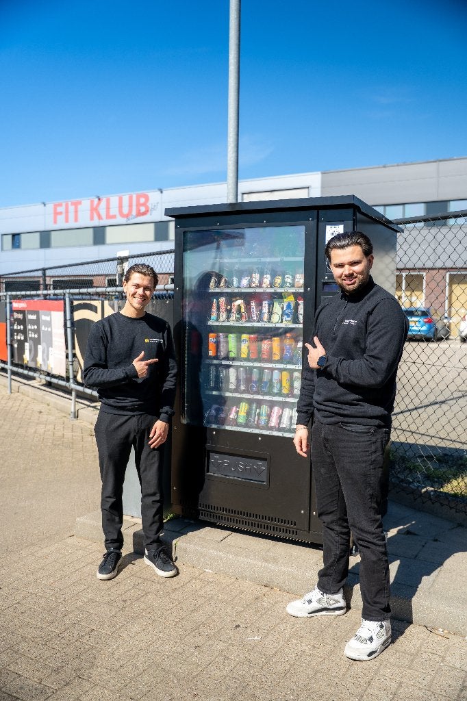 Gratis snack en/of drankautomaat op locatie | Full Service, Verzamelen, Ophalen, Vending Master, Info@vendingmaster.nl, Zo goed als nieuw
