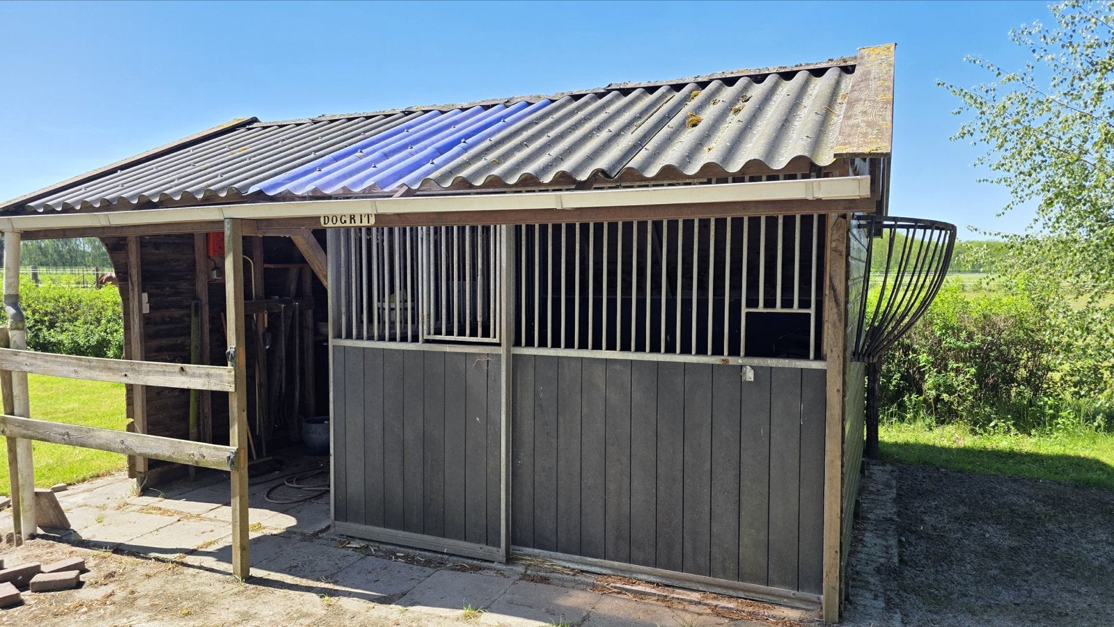 Houten schuilstal/uitloopstal (5m x 3.50m) met box & opslag, Dieren en Toebehoren, Stalling en Weidegang, Weidegang, 1 paard of pony