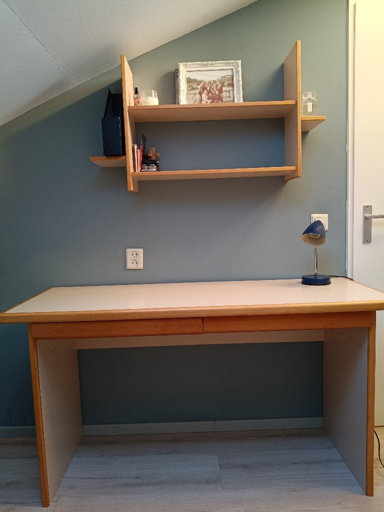 Bureau, Demontabel, Gebruikt, Hout, 144 cm