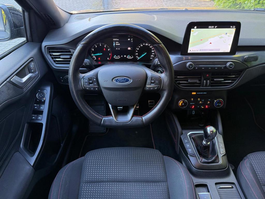 Ford Focus Wagon 1.0 Turbo ST Line Business I Carplay I Came, Auto's, Ford, Gebruikt, 1283 kg, Zwart, 999 cc