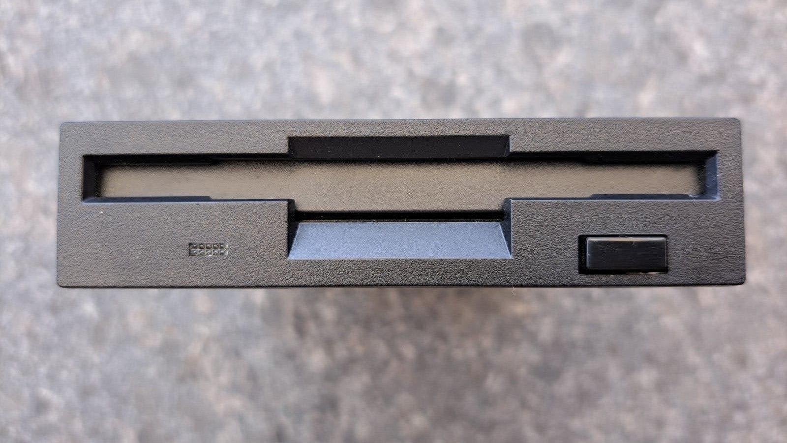 Pakket PC onderdelen + DVD drives + Floppy drives, Ophalen of Verzenden, Gebruikt, Onbekend