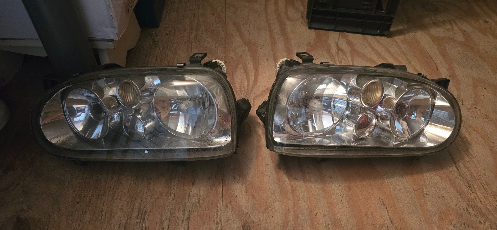 Hella Originele Golf 3 koplampen met hoogteverstelling, Ophalen, Gebruikt, Volkswagen