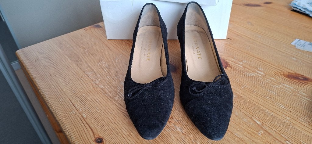 Brunate pump, zwart suède, Ophalen, Pumps, Zwart, Brunate