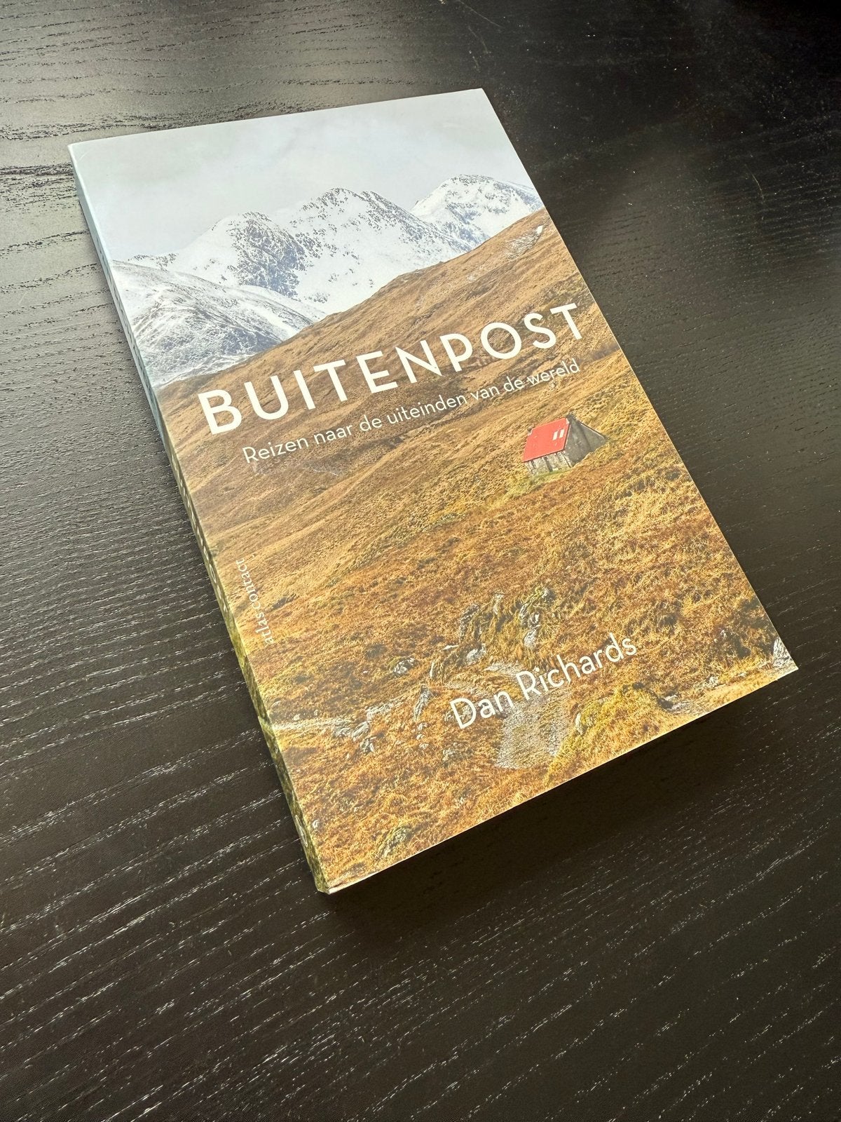 Buitenpost: Reizen naar de uiteinden van de wereld - Dan Ric, Ophalen of Verzenden, Zo goed als nieuw, Europa
