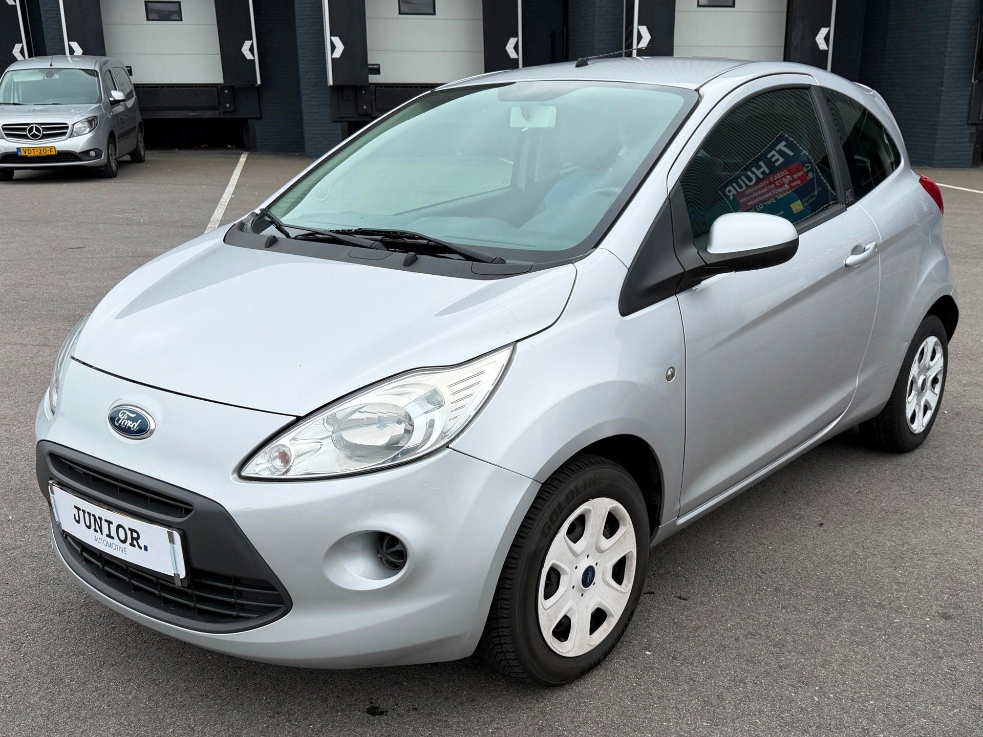 Ford Ka 1.2 Trend NWEAPK/RIEMVV/GOEDO-H/ELKPAKKET, Auto's, Voorwielaandrijving, Stof, Gebruikt, 4 cilinders