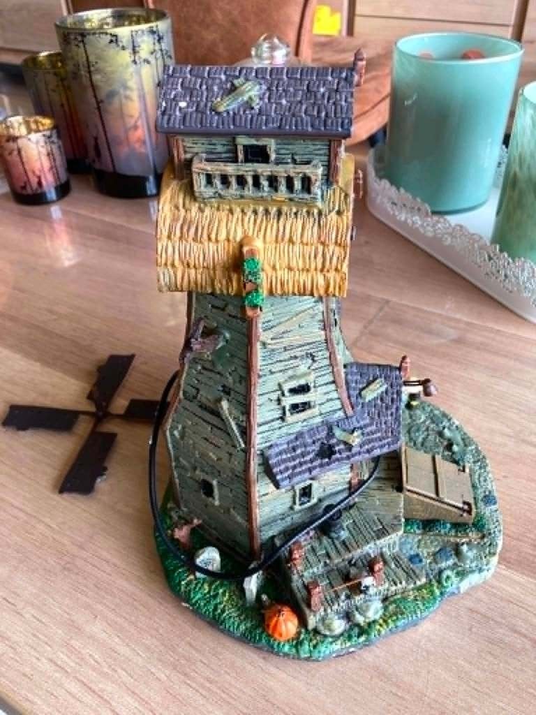 lemax spookytown - haunted mill, Ophalen, Gebruikt, Versiering, Halloween of Griezel