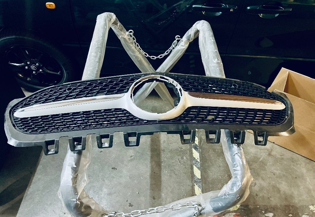 Mercedes-Benz Grille met Ster/ Embleem/ Logo W177 hatchback, Auto-onderdelen, Ophalen, Gebruikt, Voor, Mercedes-Benz