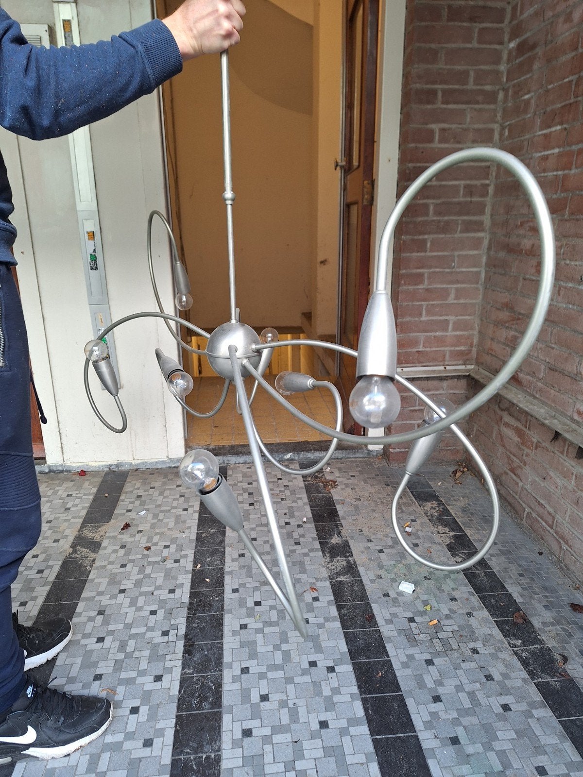 Moderne design hanglamp met 8 lichtpunten, Ophalen, Gebruikt, E14 (klein), Metaal