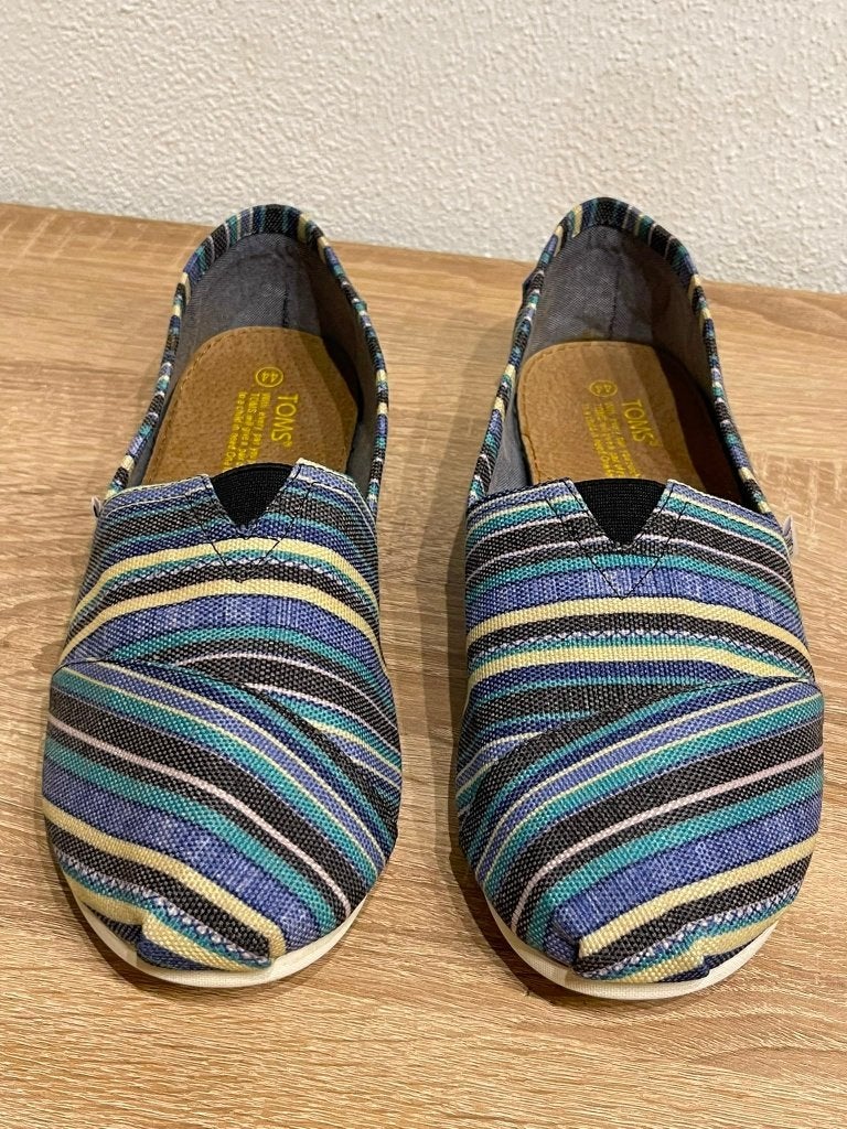 Mooie originele TOMS Alpargata Classic slip-ons in maat 44., Loafers, Blauw, Ophalen of Verzenden, Zo goed als nieuw