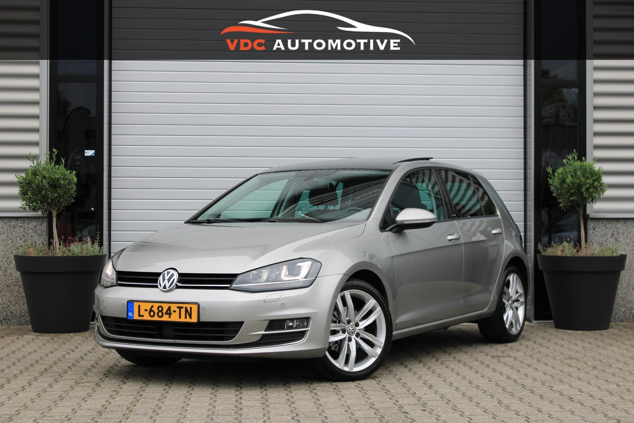 Volkswagen Golf 1.4 TSI Automaat Pano | Stoelverwarming | Pa, Gebruikt, 4 cilinders, Leder en Stof, 122 pk