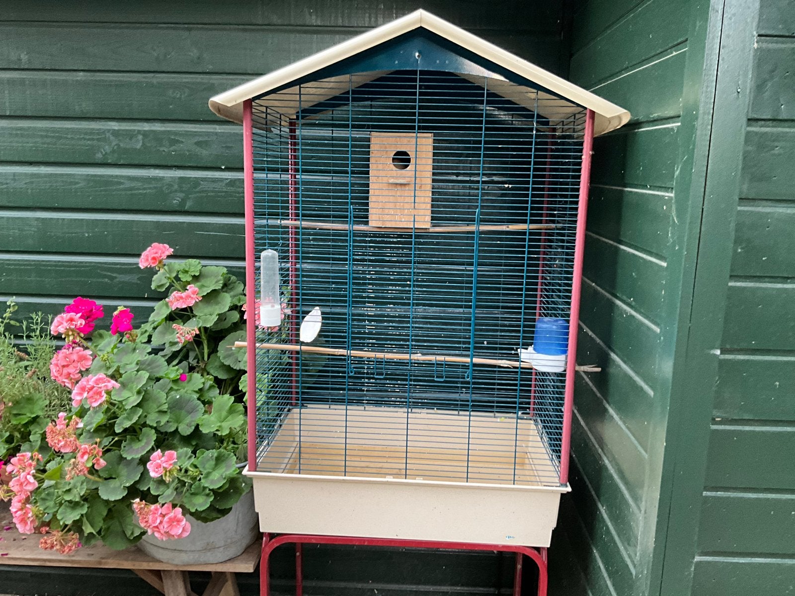 Complete vogelkooi, Dieren en Toebehoren, Ophalen, Zo goed als nieuw, Metaal, Vogelkooi