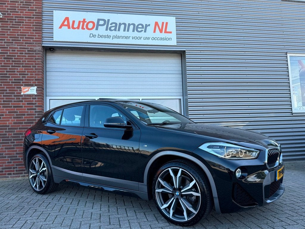 BMW X2 2.0i xDrive High Executive! Camera! Head-Up! Pano!, Auto's, BMW, Automaat, X2, Gebruikt, 2000 kg