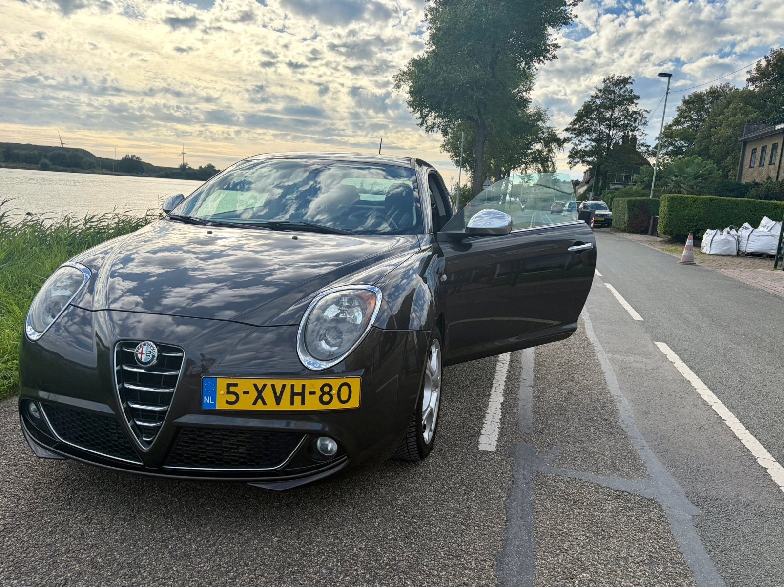 Alfa Romeo MiTo 0.9 Turbo Twinair 74KW/100PK 2014 Grijs, Auto's, Voorwielaandrijving, 100 pk, 49 €/maand, Origineel Nederlands