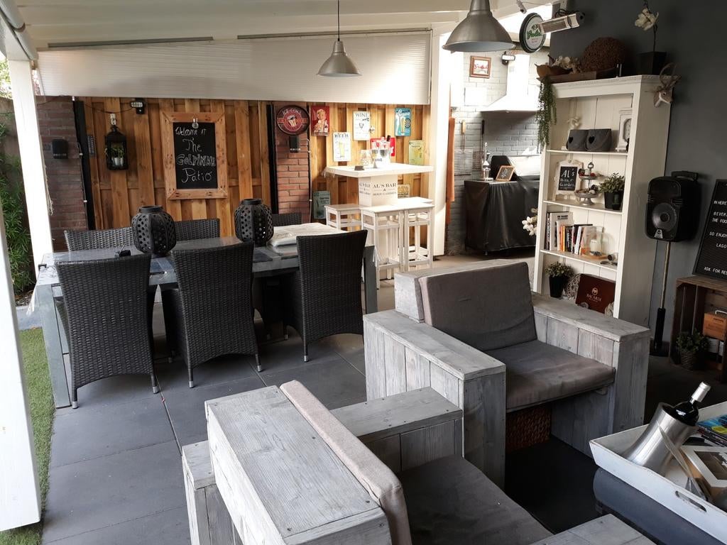 2 steigerhouten stoelen inclusief kussen/ tuinstoelen, Ophalen of Verzenden, Gebruikt, Steigerhout