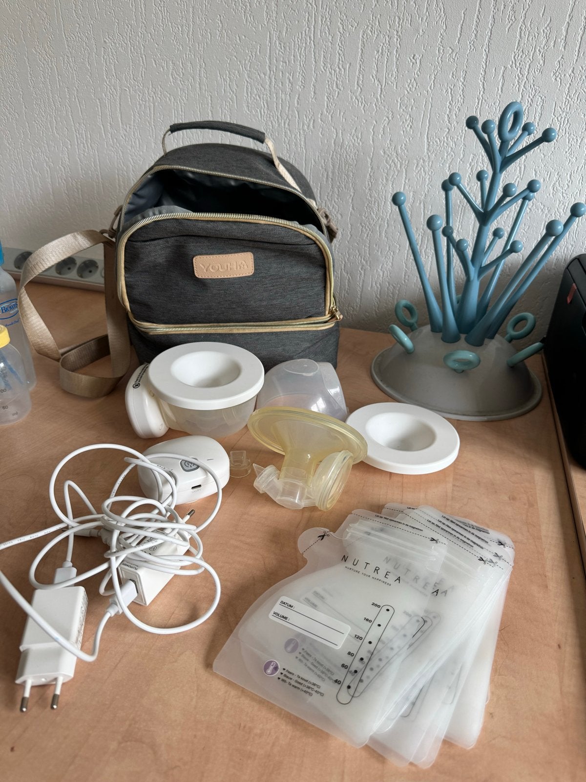 Youha borstkolf met accessoires en tas, Gebruikt, Youha, Borstkolf, Ophalen of Verzenden