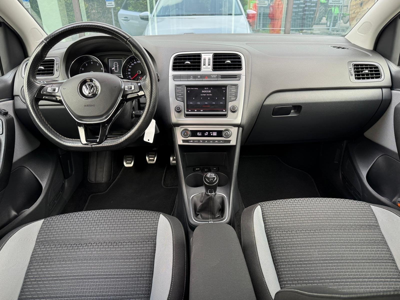 Volkswagen Polo 1.2 TSI Cross - Navi - Climate - Cruise - Or, Auto's, Volkswagen, Start-stop-systeem, Leder en Stof, Origineel Nederlands