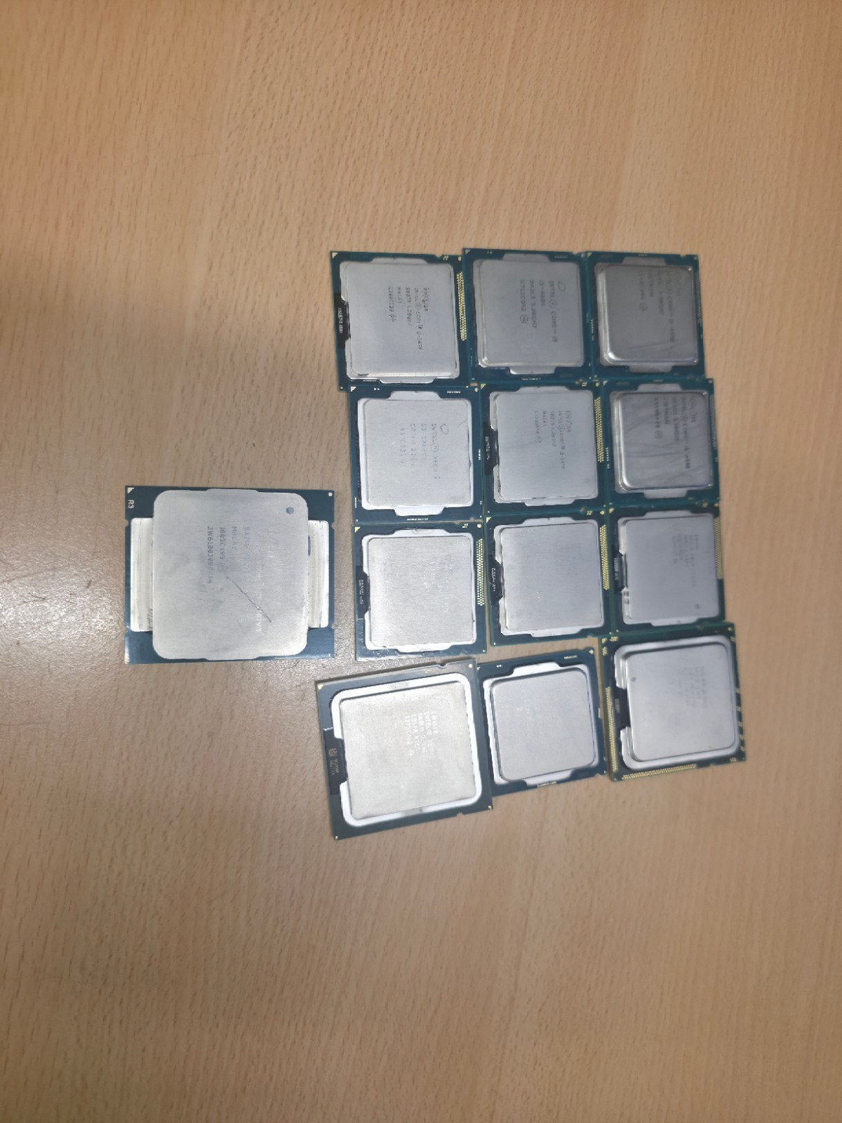 13 Processoren: 5x i5, 3x i3, 5x Xeon  GOUD Processor, Computers en Software, Processors, Gebruikt, 8-core, Intel Core i3, i5, Xeon