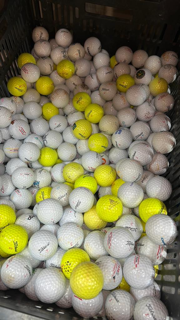 100 Stuks Titleist Trufeel Golfballen, Ophalen of Verzenden, Zo goed als nieuw, Bal(len)