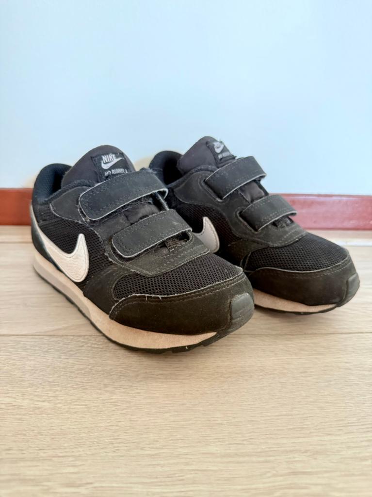 Nike kinderschoenen, Gebruikt, Jongen of Meisje, Schoenen, Ophalen of Verzenden