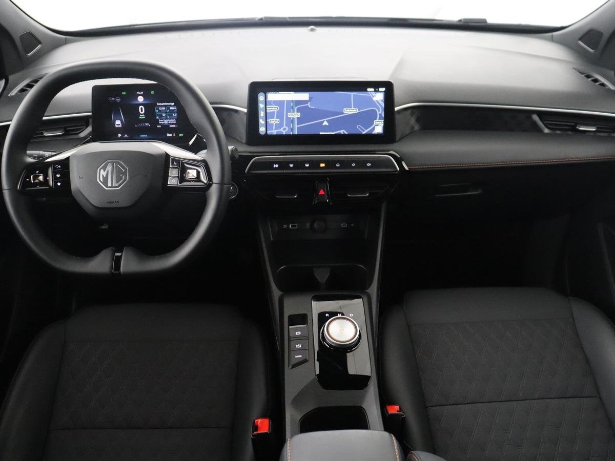 MG 3 1.5 Hybrid+ Luxury | Automaat | Stoelverwarming | LED |, Auto's, Automatische klimaatregeling, 194 pk, 4 cilinders, 2 kWh