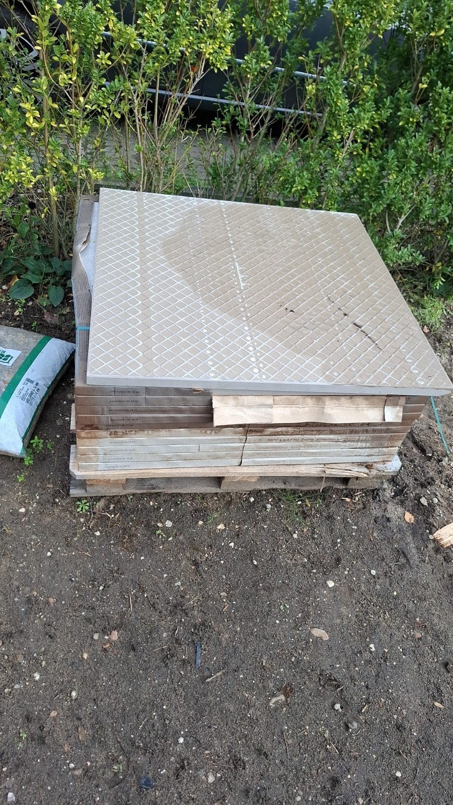 Keramische tegels 90x90 rest partij., Doe-het-zelf en Verbouw, Ophalen, 60 cm of meer, Nieuw, Vloertegels