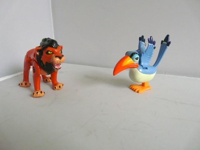 Lion King 1994 # 2 stuks, Verzamelen, Ophalen of Verzenden, Leeuwenkoning of Jungle Boek, Zo goed als nieuw, Beeldje of Figuurtje