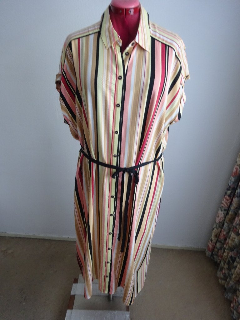 Yesta midi jurk mt 48 **Nieuw **, Kleding | Dames, Grote Maten, Overige kleuren, Verzenden, Jurk, Nieuw