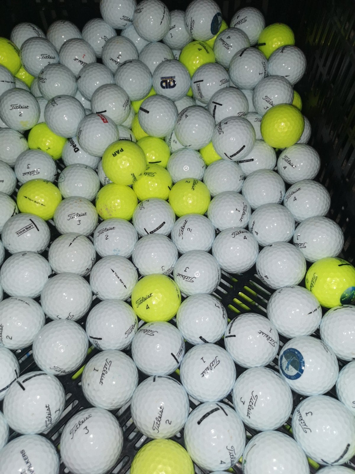Titleist tour soft golfballen 50 stuks AAAA kwaliteit, Sport en Fitness, Golf, Ophalen of Verzenden, Bal(len)