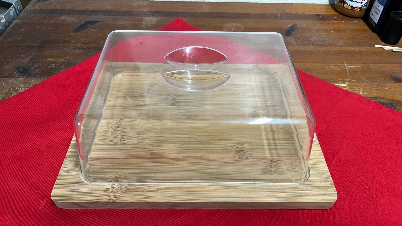 Kaasstolp met een Bamboe plank, Ophalen of Verzenden