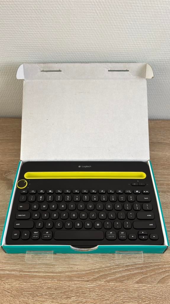 Logitech bluetooth keyboard for Apple iPad/Android Tablet/TV, Computers en Software, Toetsenborden, Ophalen of Verzenden, Zo goed als nieuw