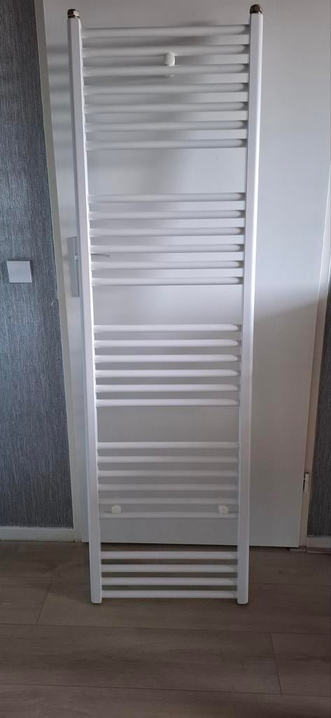 Mooie Designradiator handdoekradiator, als nieuw !!, Ophalen, Radiator, Minder dan 60 cm, Zo goed als nieuw