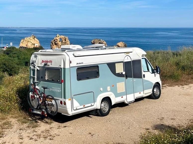 Fiat Ducato Dethleffs 2.8 camper sfeervol, nieuwe apk, Caravans en Kamperen, Campers, Chemisch toilet, Ringverwarming, Fiat, 7 tot 12 maanden geleden