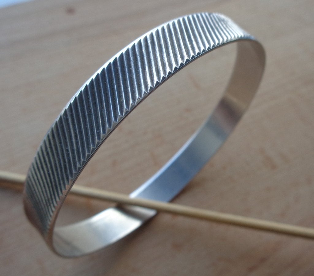 zilveren slavenarmband met decoratie rondom [084], Sieraden, Tassen en Uiterlijk, Verzenden, Zo goed als nieuw, Zilver, Zilver